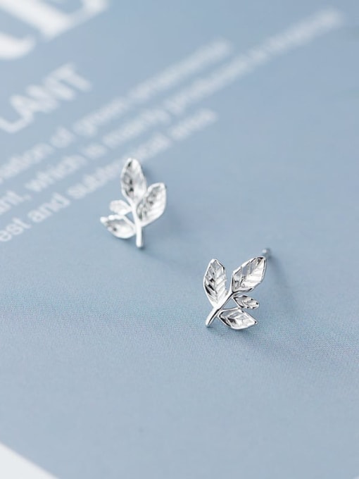 Rosh 925 Sterling Silver With Platinum Plated Minimalist Leaf Stud Earrings 1