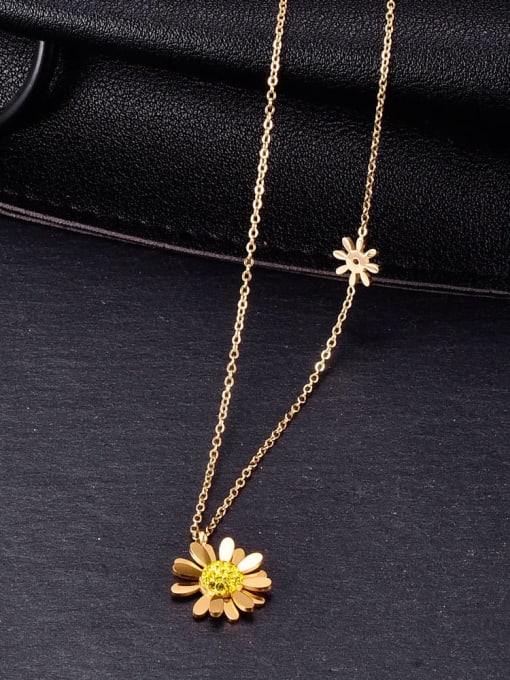 A TEEM Titanium Flower Minimalist pendant Necklace 3