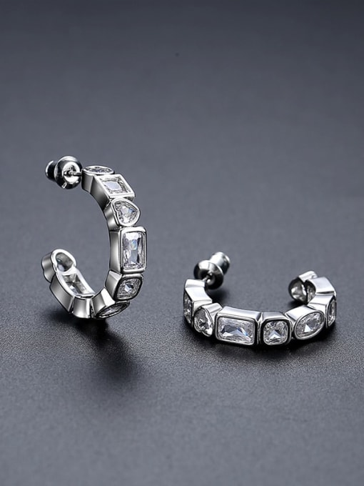 E23082401 Rh Brass Cubic Zirconia Heart Minimalist Stud Earring