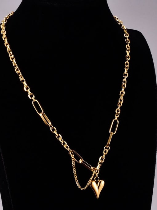 A TEEM Titanium Heart Vintage hollow  chain  Necklace 1