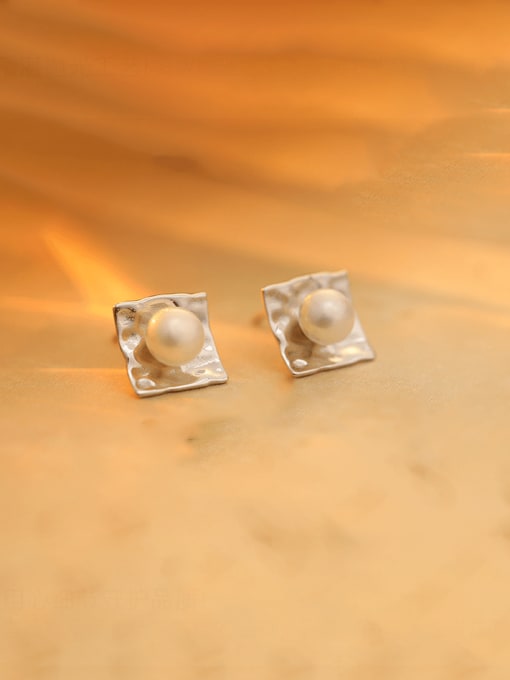 ES2593 【 Platinum 】 925 Sterling Silver Imitation Pearl Square Minimalist Stud Earring