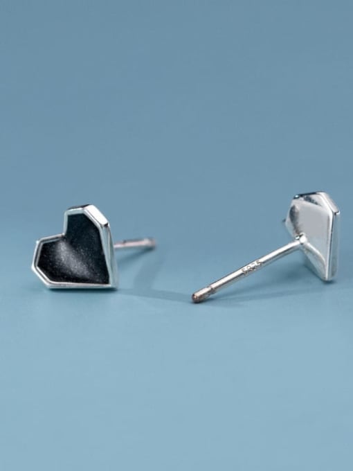 Black 925 Sterling Silver Enamel Heart Minimalist Stud Earring