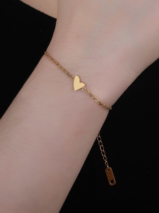 A TEEM Titanium Steel Heart Minimalist Link Bracelet 1