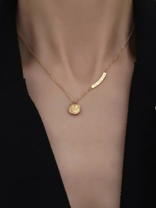A TEEM Titanium Round  Smiley Minimalist Necklace 4