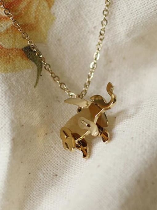 A TEEM Titanium Elephant Vintage  pendant Necklace 1
