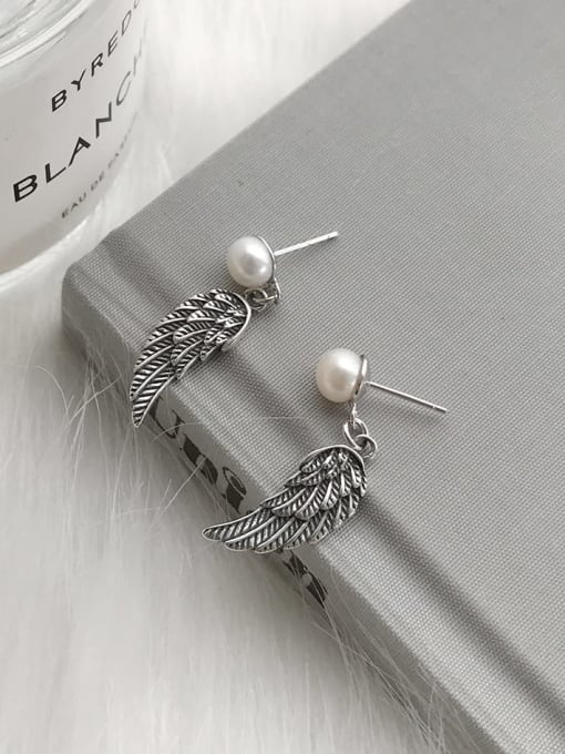 Boomer Cat 925 Sterling Silver Imitation Pearl White Leaf Vintage Drop Earring 1