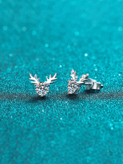 MOISS 925 Sterling Silver Moissanite Deer Cute Stud Earring 2
