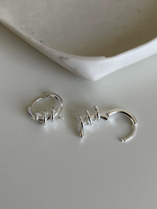 Boomer Cat 925 Sterling Silver Round Vintage Huggie Earring 2