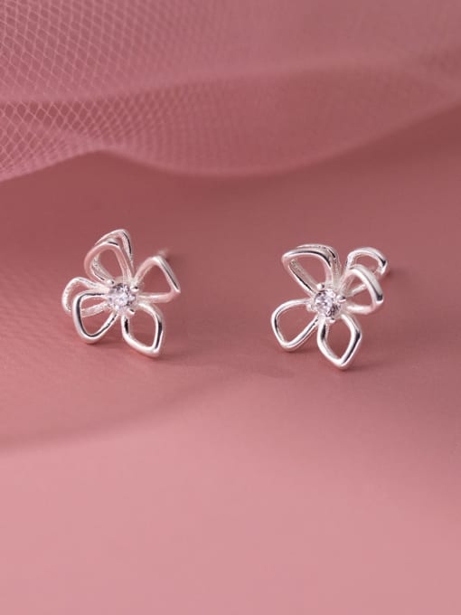 Rosh 925 Sterling Silver Hollow Flower Minimalist Stud Earring