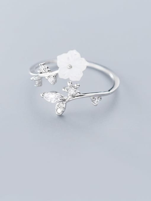 Rosh 925 Sterling Silver Acrylic White Flower Minimalist Free Size Ring 1