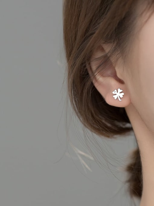 Rosh 925 Sterling Silver Flower Minimalist Stud Earring 3