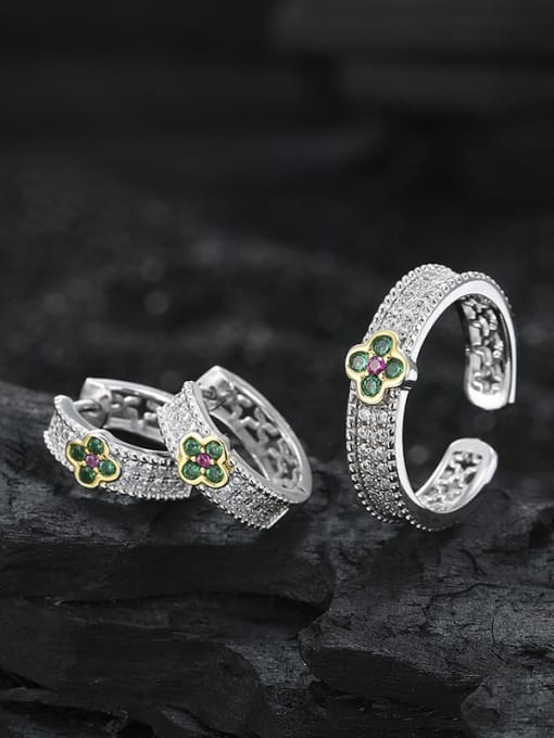 KDP1832 (earrings) 925 Sterling Silver Cubic Zirconia Flower Classic Band Ring