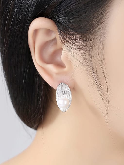 CCUI 925 Sterling Silver Freshwater Pearl White Geometric Trend Stud Earring 2