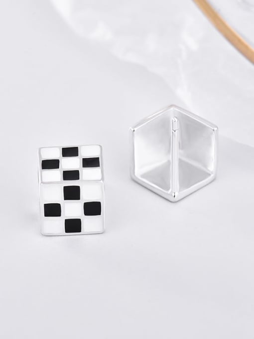 Black and white 925 Sterling Silver Enamel Black And White Geometric Stereo Earrings