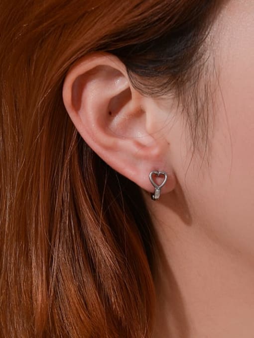 BSL Titanium Steel Heart Minimalist Single Earring(Single-Only One) 1