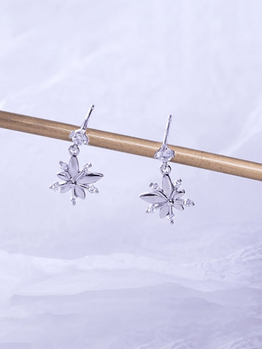 ES1553 【 Platinum 】 925 Sterling Silver Cubic Zirconia Flower Minimalist Drop Earring
