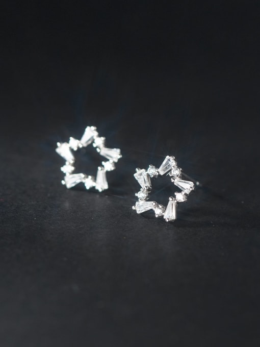 Rosh 925 Sterling Silver Cubic Zirconia Flower Minimalist Stud Earring 3
