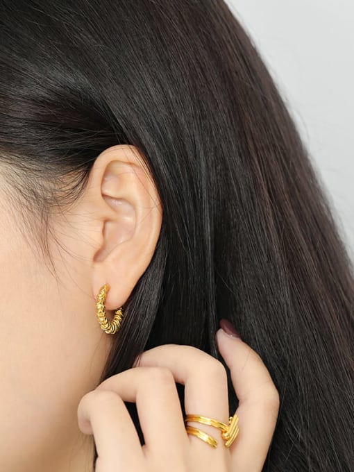 DAKA 925 Sterling Silver Simple geometric  twist circle earrings 2