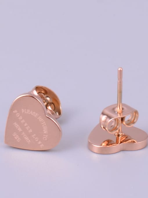 A TEEM Titanium heart-shaped Letter Minimalist Stud Earring 2