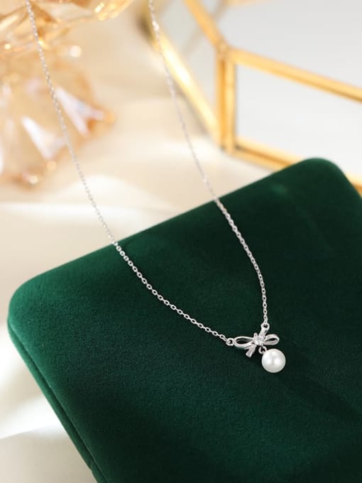 NS1101 【 Platinum 】 925 Sterling Silver Imitation Pearl Butterfly Dainty Necklace