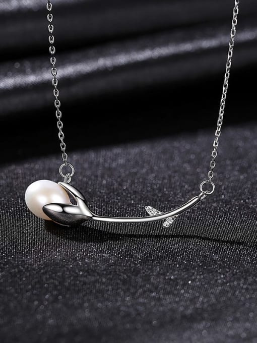 W 8G02 925 Sterling Silver Freshwater Pearl Flower Minimalist Necklace