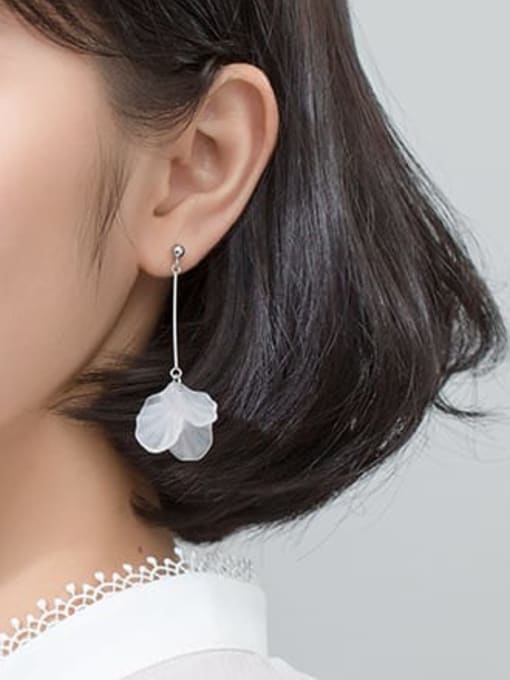 Rosh 925 Sterling Silver Shell Flower Minimalist Drop Earring 1
