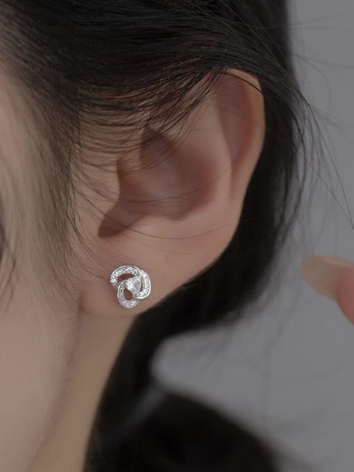 Rosh 925 Sterling Silver Cubic Zirconia Flower Trend Stud Earring 1