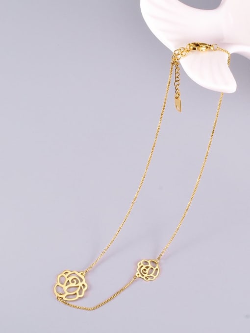 A TEEM Titanium Hollow Flower Minimalist pendant Necklace 3
