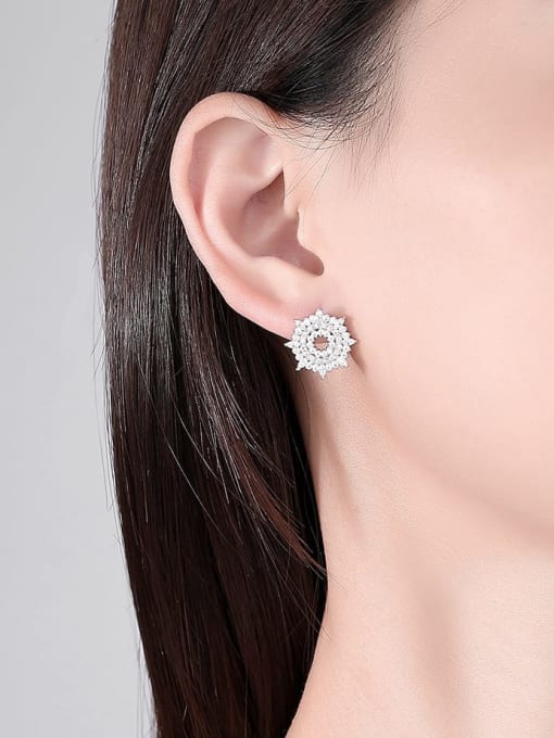 BLING SU Brass Cubic Zirconia Flower Luxury Cluster Earring 1