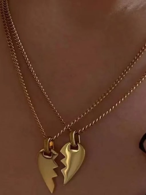 2 necklaces in gold Titanium Steel Heart Vintage Necklace
