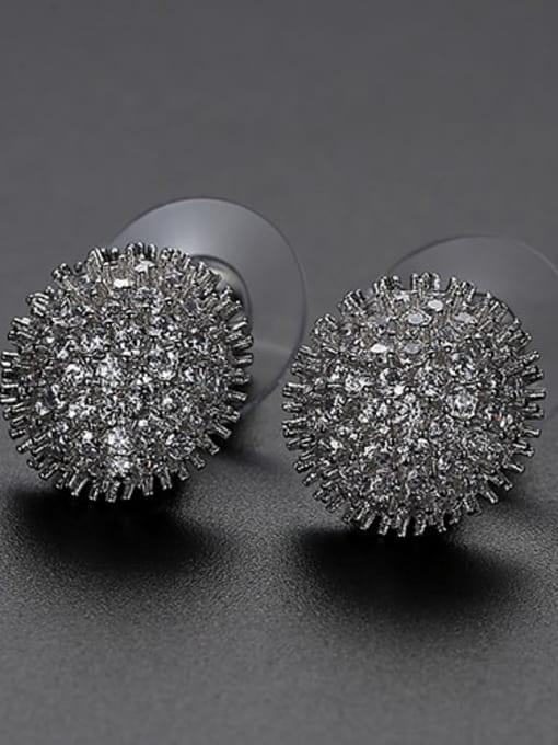 White electroplated platinum Copper Cubic Zirconia Flower Vintage Stud Earring