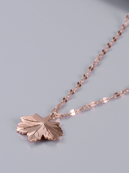 A TEEM Titanium Leaf Classic Choker Necklace 3