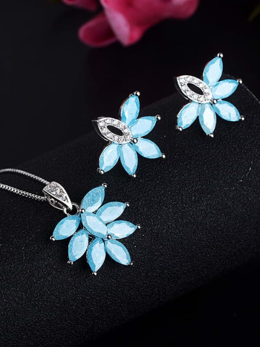 Brass sky blue (ear stud) Classic Leaf Copper Cubic Zirconia Earring and Necklace Set