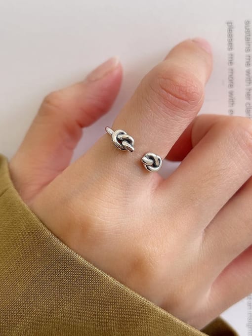 Double knot J30 1.8g 925 Sterling Silver Geometric Vintage Band Ring