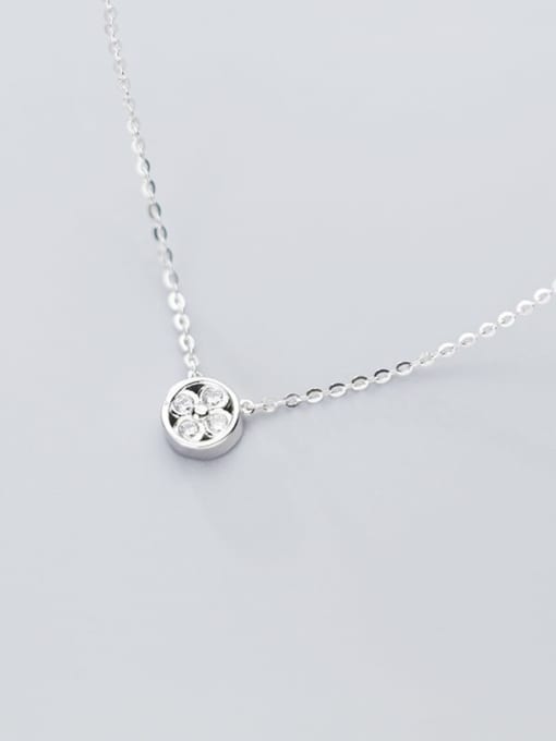 Rosh 925 Sterling Silver Cubic Zirconia Simple geometric flower pendant Necklace 1