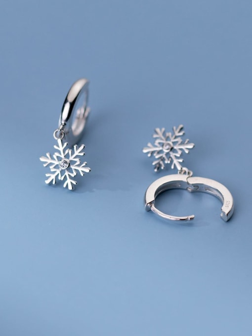 Rosh 925 Sterling Silver Cubic Zirconia Christmas Seris Dainty Huggie Earring 2