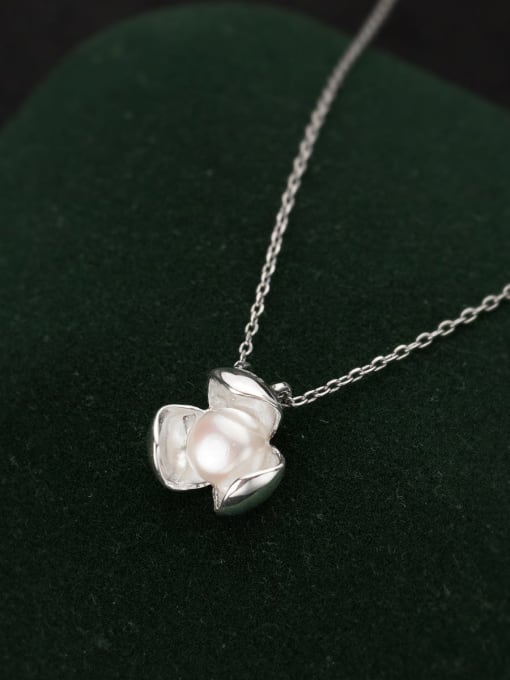 Rosh 925 Sterling Silver Imitation Pearl Flower Minimalist Necklace 0