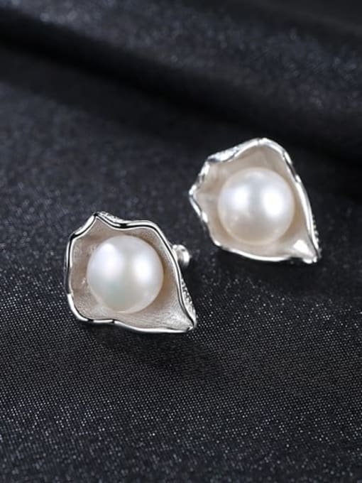 White 3C07 925 Sterling Silver Freshwater Pearl White Irregular Vintage Stud Earring