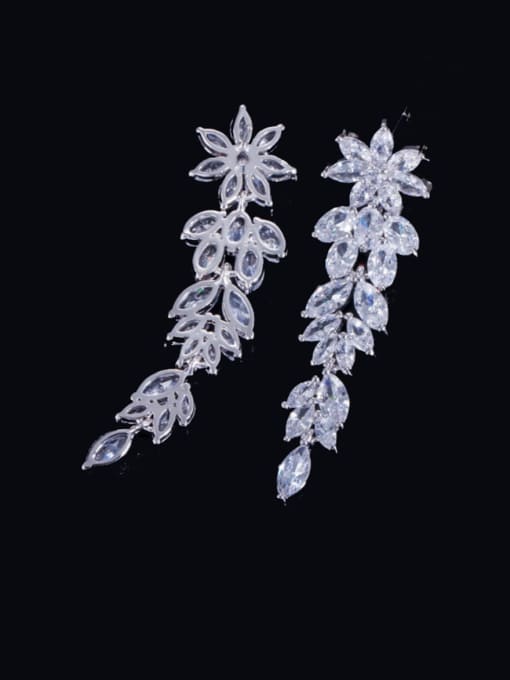 L.WIN Brass Cubic Zirconia Flower Luxury Cluster Earring 1