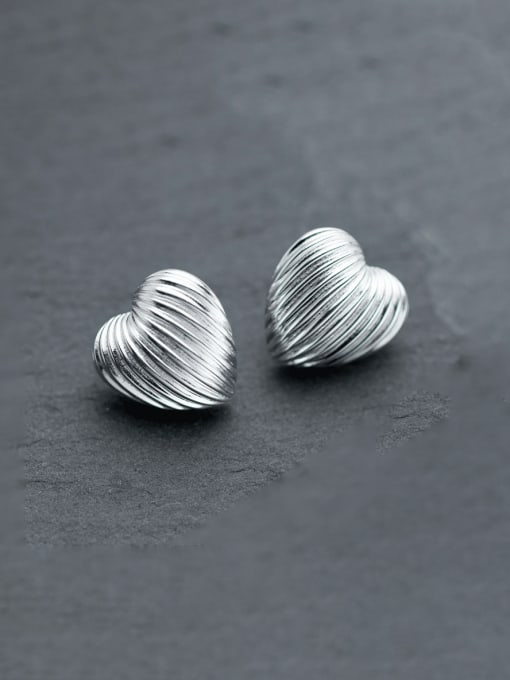 Rosh 925 Sterling Silver Heart Minimalist Stud Earring