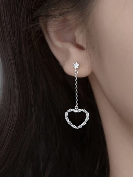 Rosh 925 Sterling Silver Cubic Zirconia Heart Minimalist Threader Earring 1