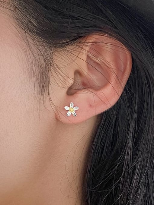 Rosh 925 Sterling Silver Flower Minimalist Stud Earring 1