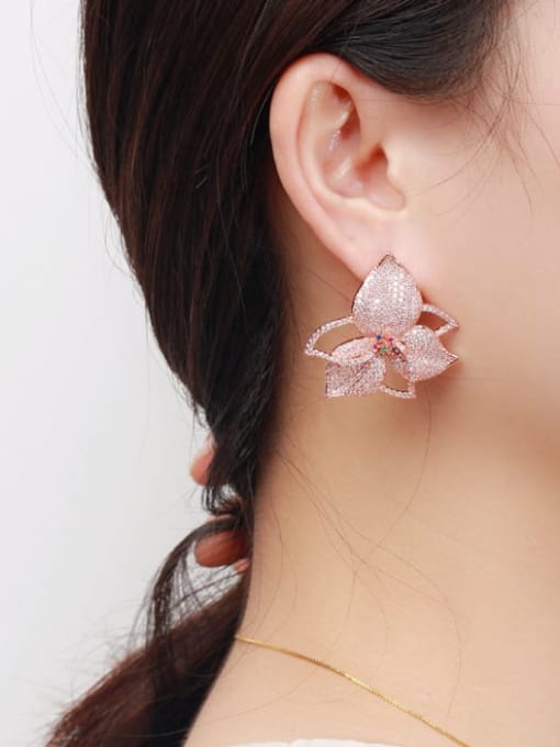 L.WIN Brass Cubic Zirconia Flower Luxury Stud Earring 2