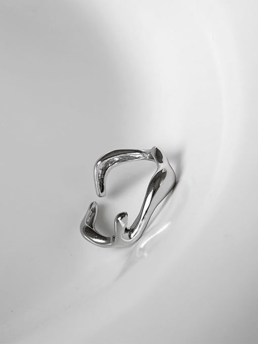 A shaped ring j1550 925 Sterling Silver Irregular Vintage Band Ring