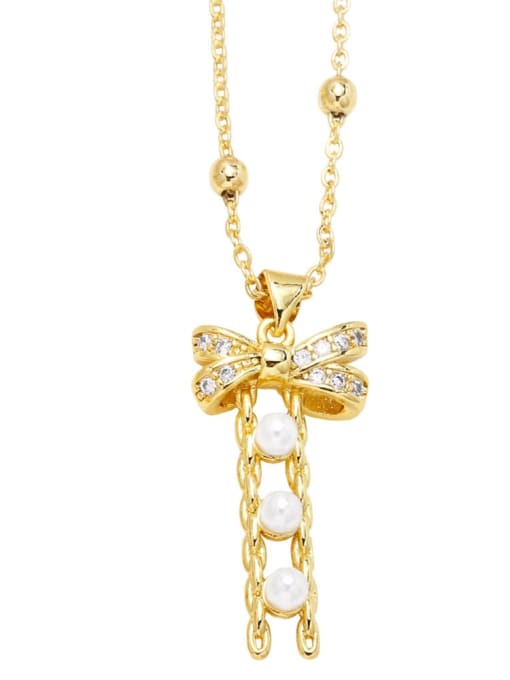 C Brass Imitation Pearl Crown Vintage Necklace