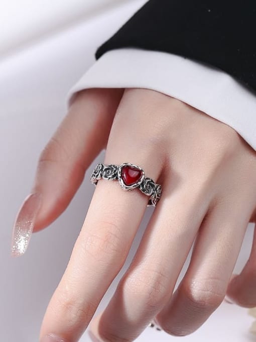 KDP-Silver 925 Sterling Silver Cubic Zirconia Heart Vintage Band Ring 1