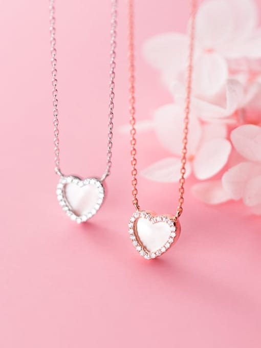 Rosh 925 Sterling Silver Shell Heart shaped pendant  Necklace