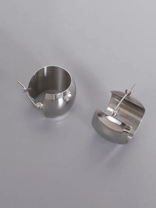 LI MUMU Titanium Steel Geometric Minimalist Huggie Earring 2