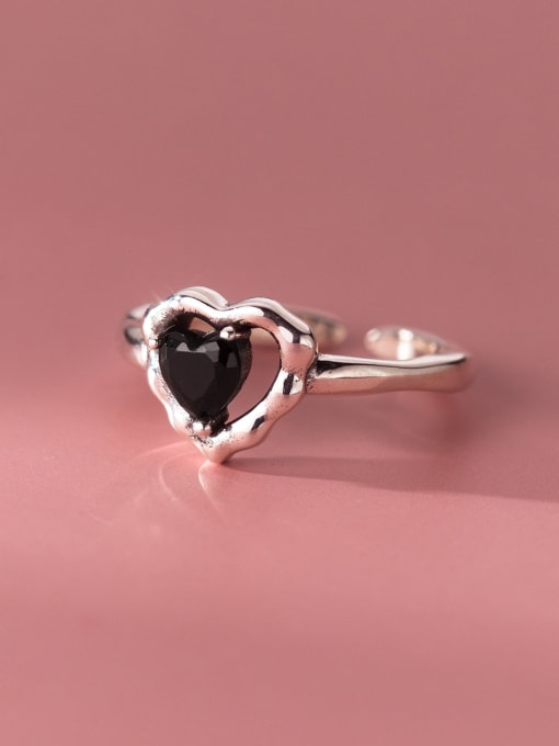 Black 925 Sterling Silver Cubic Zirconia Heart Vintage Band Ring