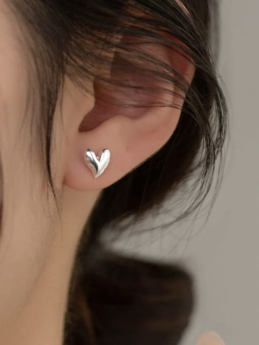 Rosh 925 Sterling Silver Heart Minimalist Stud Earring 2